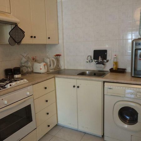 Welcome House Hotel Larnaca Bagian luar foto