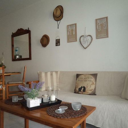 Welcome House Hotel Larnaca Bagian luar foto