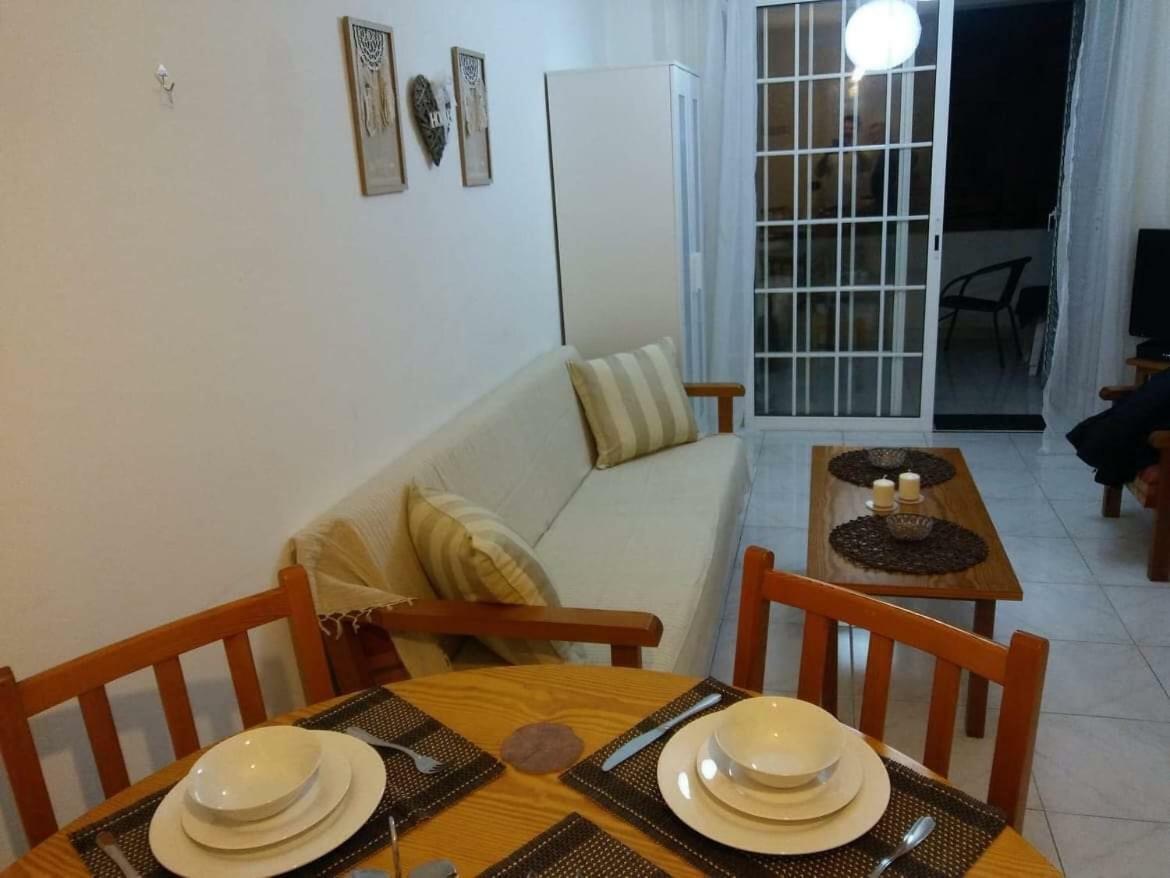 Welcome House Hotel Larnaca Bagian luar foto