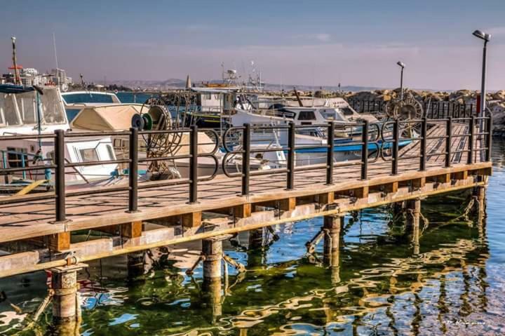 Welcome House Hotel Larnaca Bagian luar foto